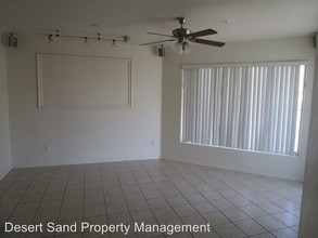 7167 S Durango Dr-Unit -304 Bldg 17 in Las Vegas, NV - Building Photo - Building Photo