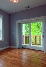 82 Browne St, Unit 2 in Brookline, MA - Building Photo - Building Photo