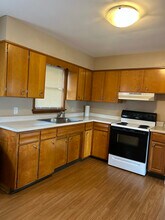 7201 Lorenzo Ln in Louisville, KY - Building Photo - Building Photo