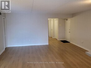 1350 Main St E in Milton, ON - Building Photo - Building Photo