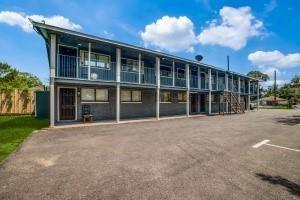 2432 W Little York Rd-Unit -4 in Houston, TX - Building Photo