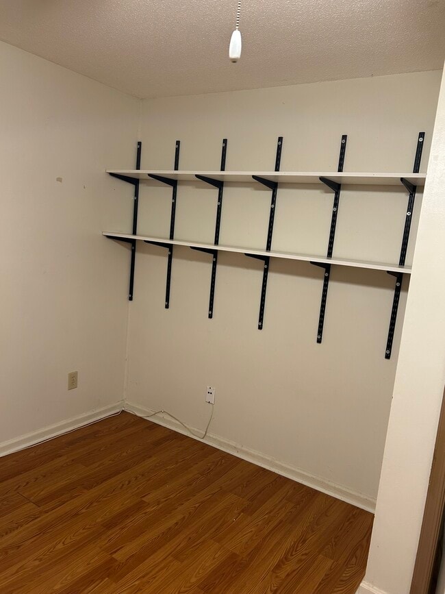 225 Schultz St, Unit 31C in Chapel Hill, NC - Foto de edificio - Building Photo
