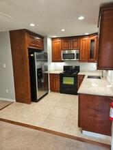 87 Tansboro Rd, Unit C1 in Berlin, NJ - Building Photo - Building Photo