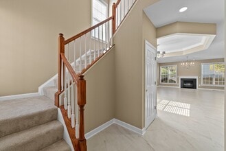 7722 Yalta Way in Gainesville, VA - Foto de edificio - Building Photo