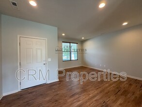 13213 Isle of Man Way in Fishers, IN - Building Photo - Building Photo