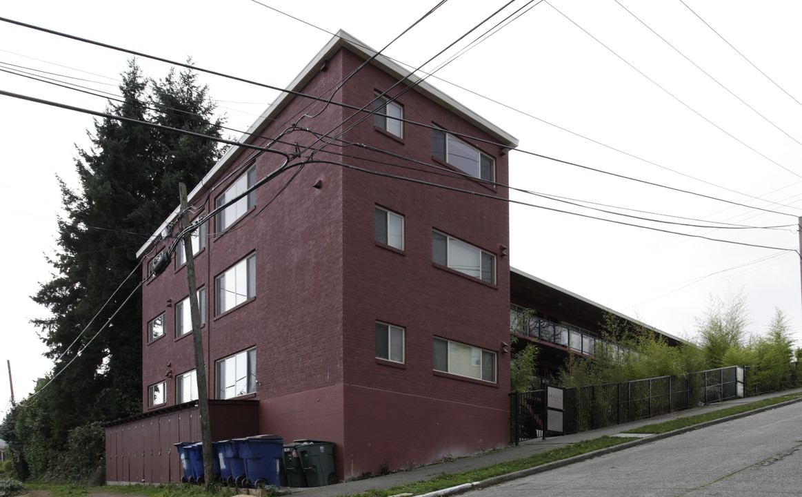 Beacon Flats in Seattle, WA - Building Photo