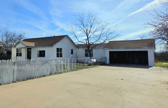 property at 2001 Old Ballinger Hwy