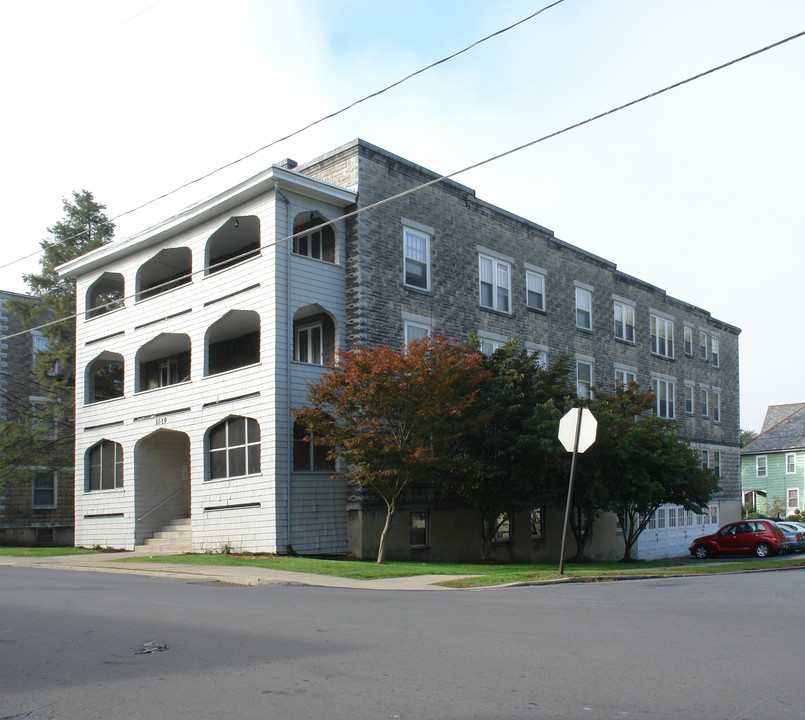 1019 Market St in Williamsport, PA - Foto de edificio