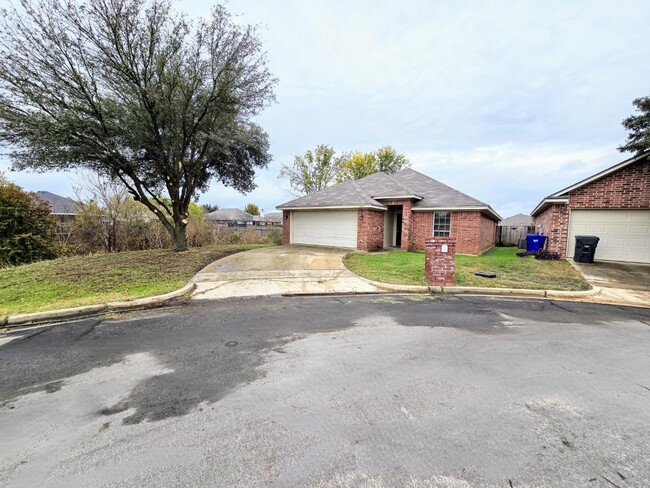 10101 Colony Dr in Waco, TX - Building Photo - Building Photo