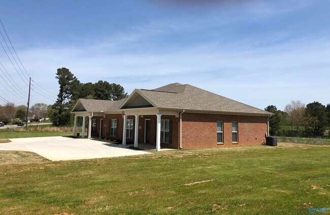 4029 Jeff Rd NW in Toney, AL - Building Photo - Building Photo