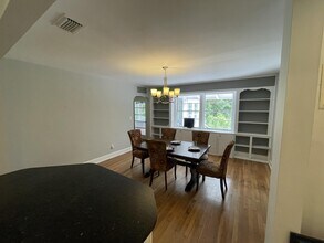 1403 NW 9th Ave in Gainesville, FL - Building Photo - Building Photo