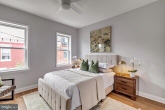 1553 S Woodstock St in Philadelphia, PA - Building Photo - Building Photo