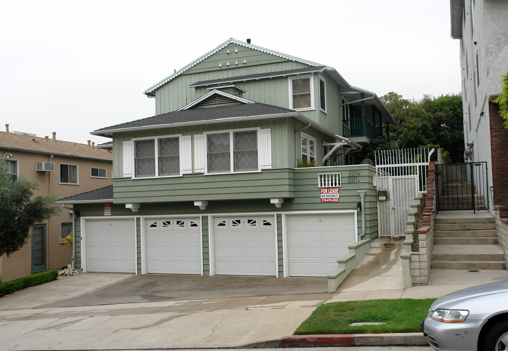 10481 Eastborne Ave in Los Angeles, CA - Building Photo