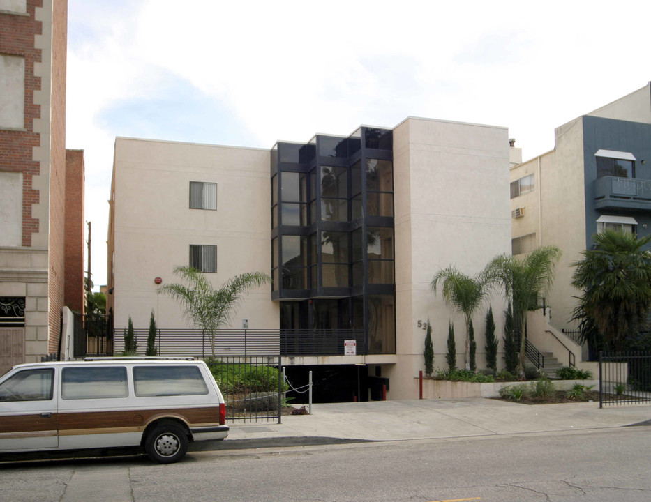 Oxford Apartments in Los Angeles, CA - Building Photo