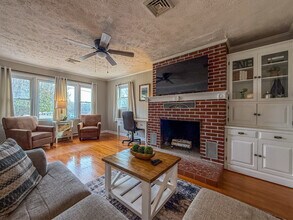 51 Lucas St in Sparta, NC - Building Photo - Building Photo