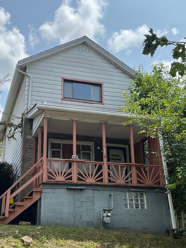 property at 175 Grant Ave