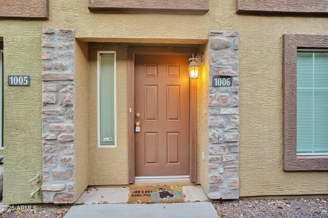 1920 E Bell Rd in Phoenix, AZ - Building Photo - Building Photo