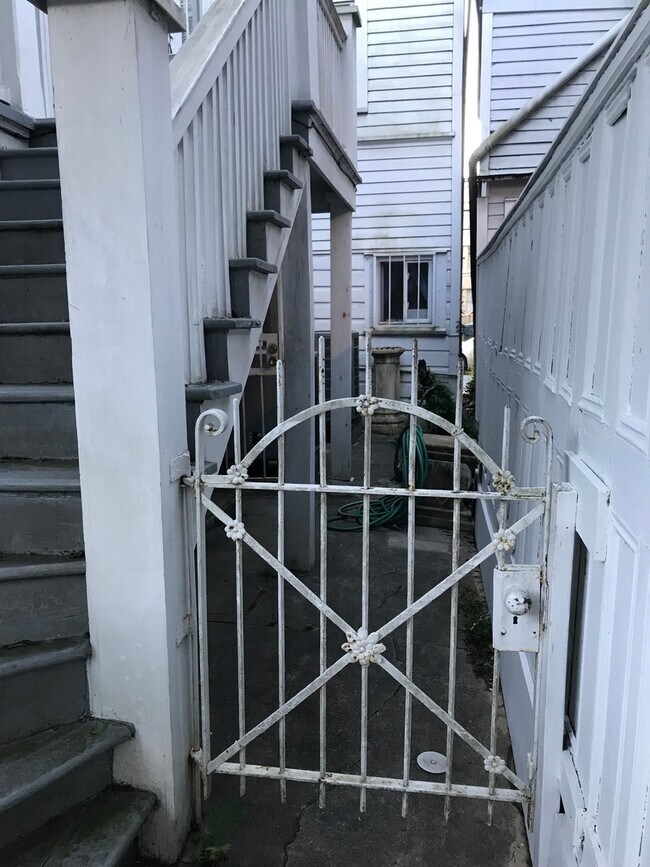 1438 Pleasant St in New Orleans, LA - Building Photo - Building Photo