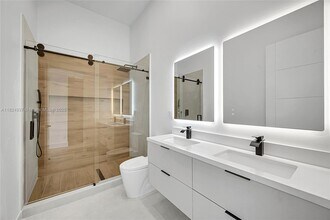 2931 SW 12th Ave in Fort Lauderdale, FL - Building Photo - Building Photo