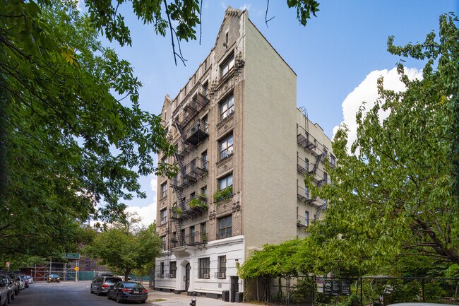 The Mildred in New York, NY - Building Photo - Building Photo