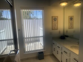 17020 Bay St in Jupiter, FL - Building Photo - Building Photo