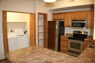 545 Pond View Dr in North Liberty, IA - Building Photo - Building Photo