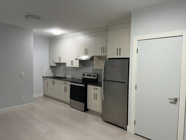 property at 16619-1618B 18B Ave