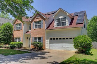 992 Wallace Hill Ridge SE in Lawrenceville, GA - Building Photo - Building Photo