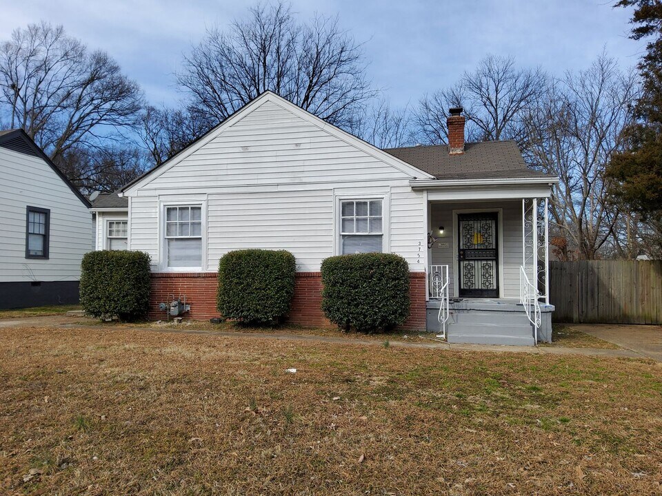 3754 Mayflower Ave in Memphis, TN - Building Photo