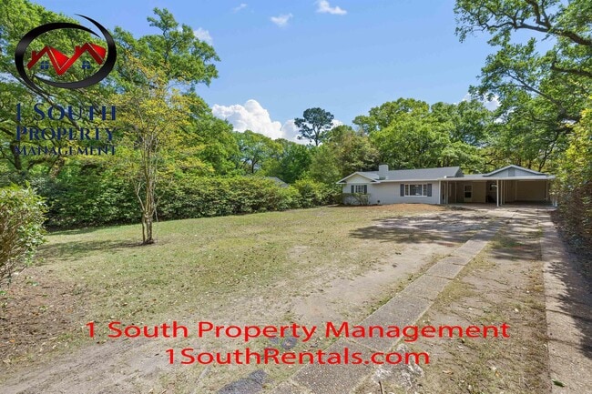 3875 Hawthorne Dr in Mobile, AL - Building Photo - Building Photo