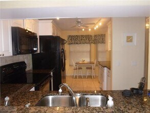 7426 Pinewalk Dr S in Margate, FL - Building Photo - Building Photo