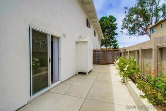 1845 N Vulcan Ave, Unit # 2 in Encinitas, CA - Building Photo - Building Photo