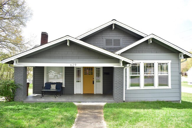 property at 629 N Cedar St