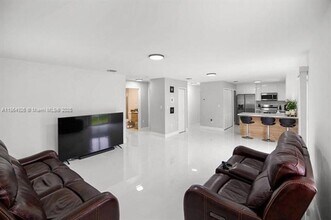 0 SW 122 Ct in Miami, FL - Building Photo - Building Photo