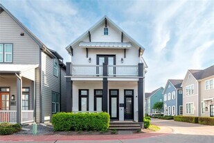700 Wooster Ln in Plano, TX - Building Photo