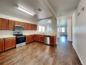 742 Mission Ln in Lancaster, TX - Building Photo - Building Photo