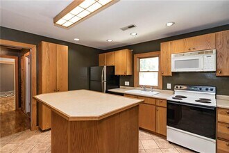 322 S Duncan Ave in Fayetteville, AR - Building Photo - Building Photo