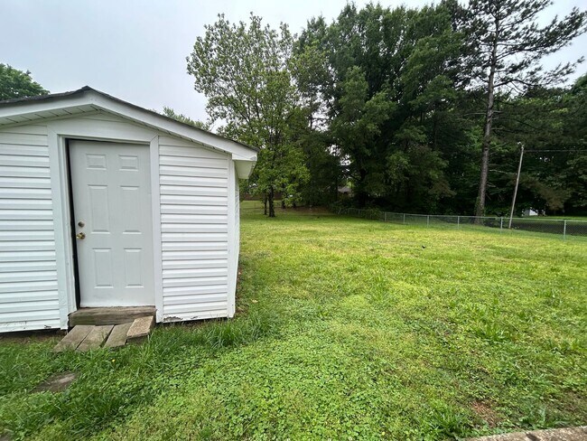 610 Cottonwood Dr in Brownsville, TN - Building Photo - Building Photo