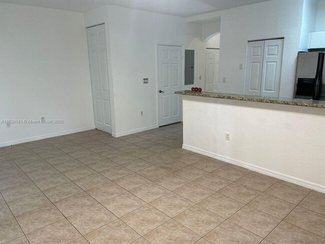 4911 SW 140th Ter in Miramar, FL - Building Photo - Building Photo