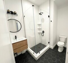173 Maverick St, Unit #201 in Boston, MA - Building Photo - Building Photo