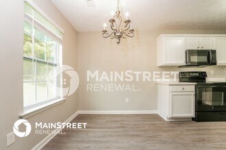 125 Rockingham Dr in Covington, GA - Building Photo - Building Photo