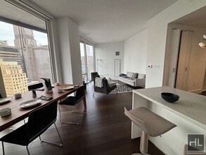 East 44th Street in New York, NY - Building Photo - Building Photo