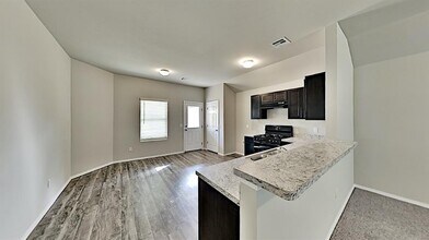 4328 Siena Rdg Blvd in Oklahoma City, OK - Building Photo - Building Photo