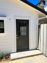 612-614 Mulberry Ave in Santa Barbara, CA - Building Photo - Building Photo