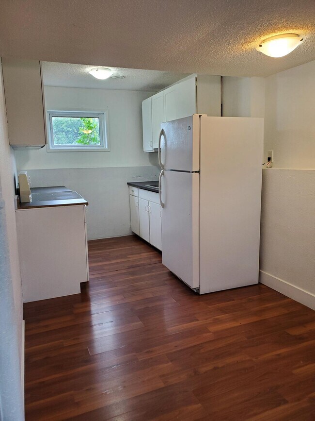 2980 10th Ave in Prince George, BC - Building Photo - Building Photo
