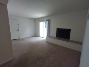 600 Reusens Rd in Lynchburg, VA - Building Photo - Building Photo