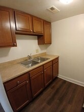 Cheryl Lane in Valley Park, MO - Foto de edificio - Interior Photo