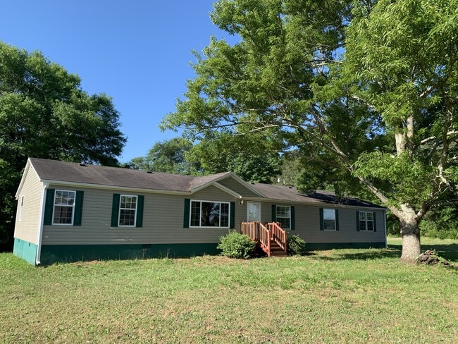 property at 1021 Treadwell Bridge Rd