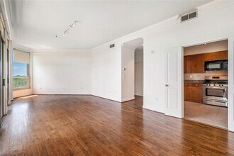 2626 Peachtree Rd NW in Atlanta, GA - Building Photo - Building Photo