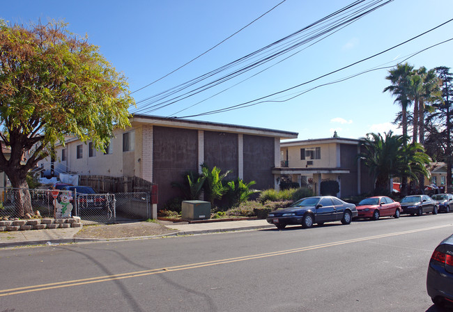 Hallmark Apartments in La Mesa, CA - Building Photo - Building Photo